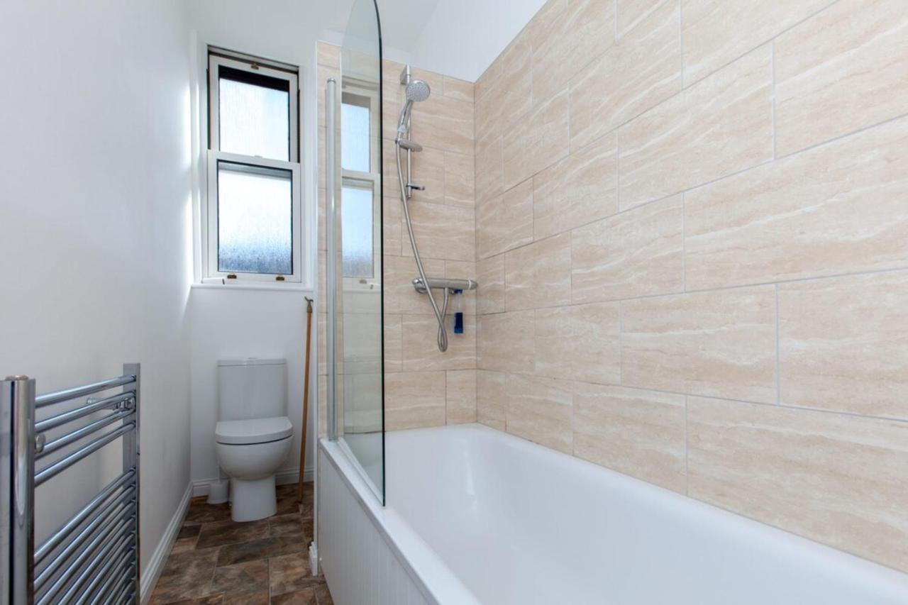 Spacious And Bright Polworth Flat เอดินบะระ ภายนอก รูปภาพ