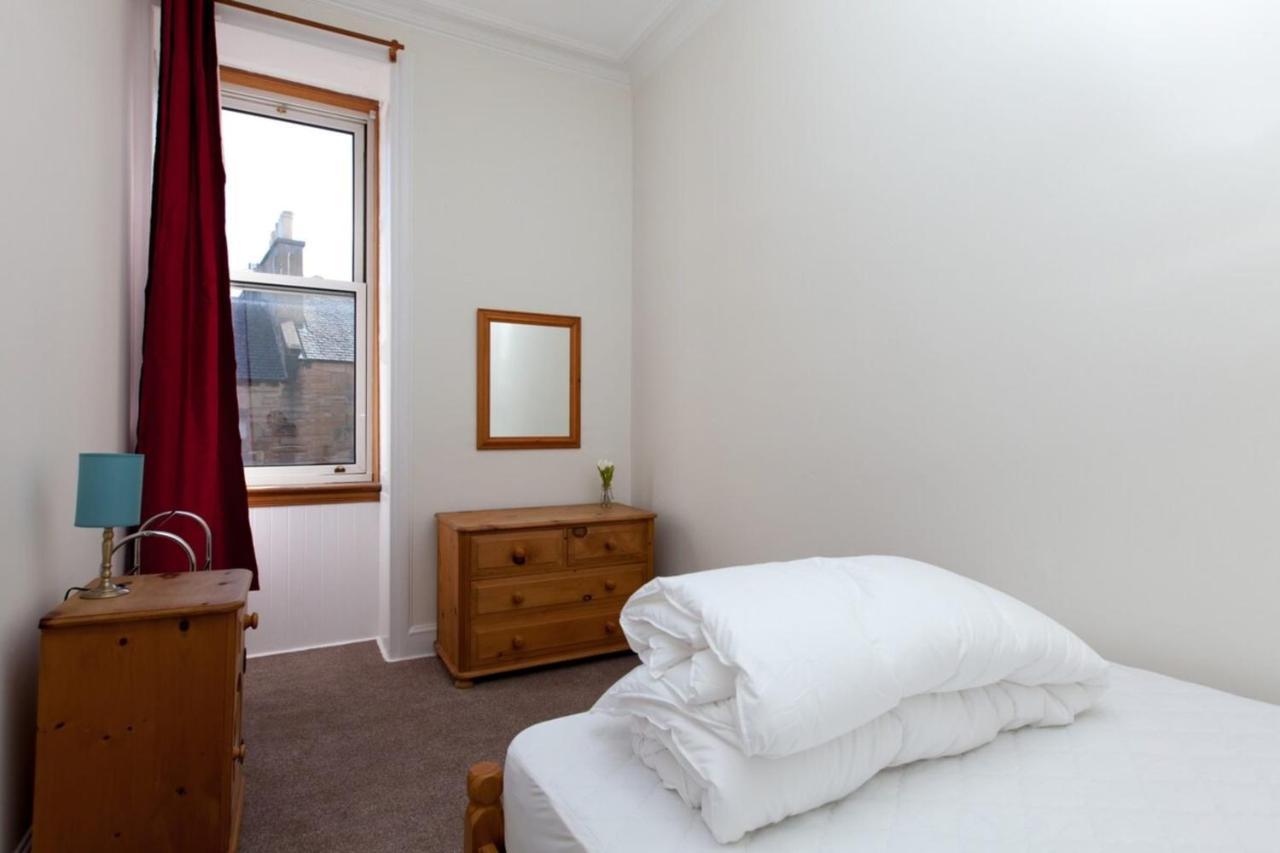 Spacious And Bright Polworth Flat เอดินบะระ ภายนอก รูปภาพ