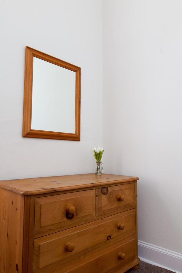 Spacious And Bright Polworth Flat เอดินบะระ ภายนอก รูปภาพ